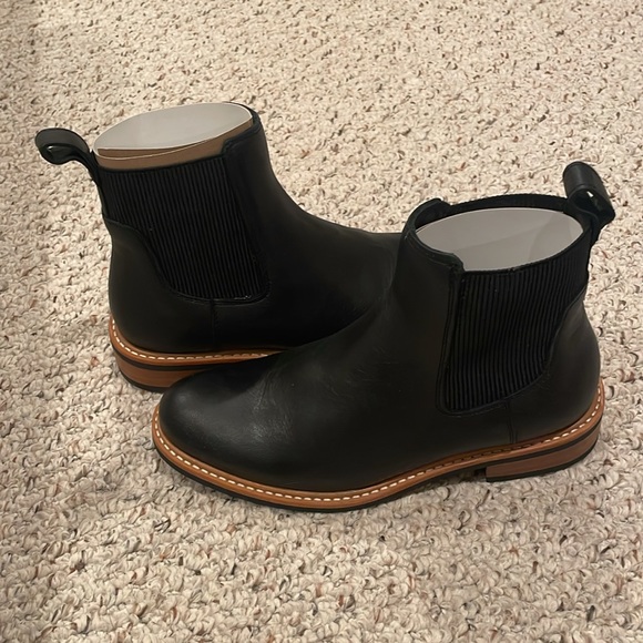 NWT Nisolo Black Carmen Chelsea Boots, 7.5 - Picture 2 of 4